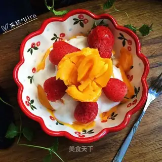 Frozen fruit and yogurt