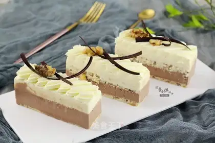 Caramel walnut mousse cake