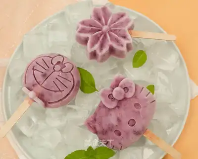 Blueberry popsicle