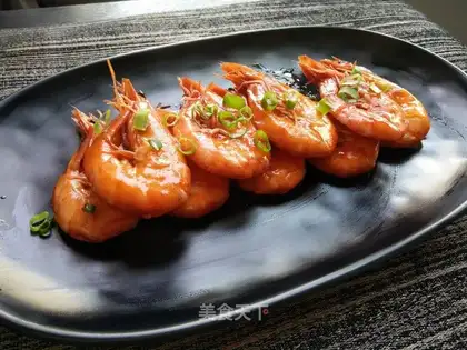 Tomato oil and shrimp