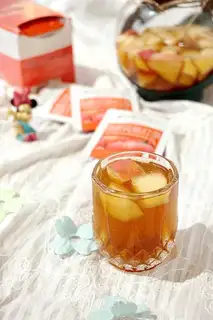 Easy twig, fruit tea