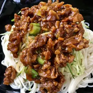 Mushroom meat noodles