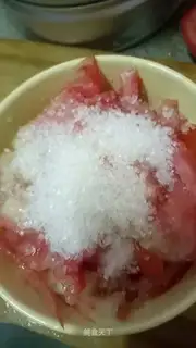Sugar with tomatoes