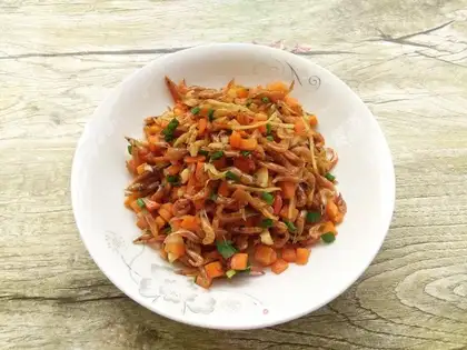 Carrot, dry shrimp