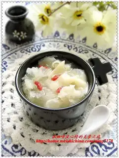 Ice flower white fungus wonton skin