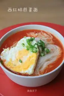 Tomato fried egg noodles