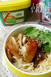 Crab-flavored noodles with soy sauce