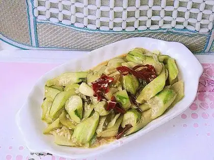 Fish-flavored towel gourd