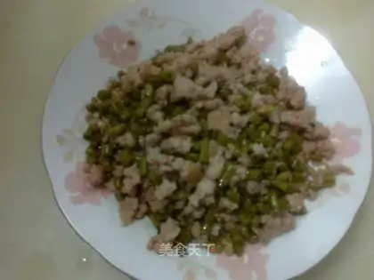 Minced pork and cowpea