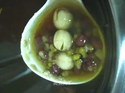 Red bean, lotus seed and arhat soup