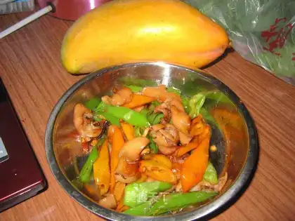 Long pepper pork intestines