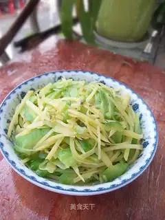 stir-fried potatoes with bitter gourd