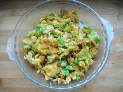 Balsam pear fried eggs