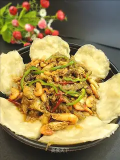 Small fish and shrimp paste cake