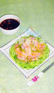 Rainbow noodles with bean paste