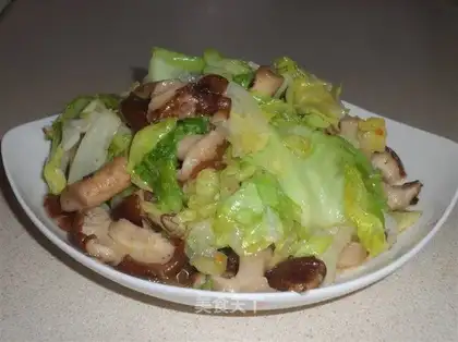 stir-fried cabbage with mushrooms