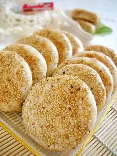 Soft sesame paste sesame cake