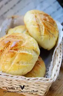 pineapple bun