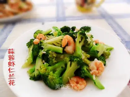Garlic shrimp and orchid