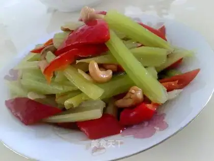 stir-fried celery with cashew nuts