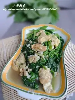 Scrambled eggs with spinach