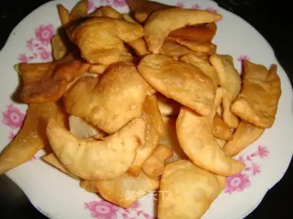 fried sesame leaves