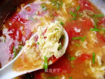 Tomato and egg soup