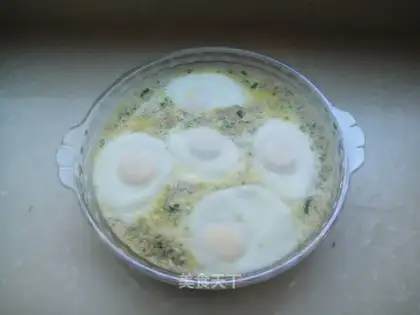 Steamed eggs with mushrooms and minced pork