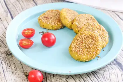 Banana cheese with croissants