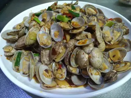 Spicy clams