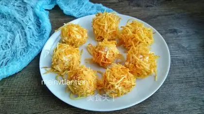 Tasty golden ball