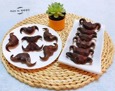 The horns of vanilla