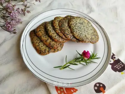 Sesame pickle