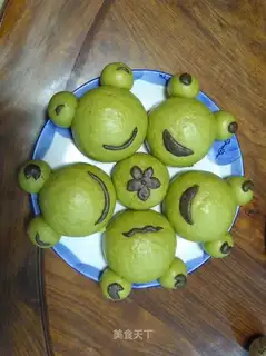 Frog bean bun