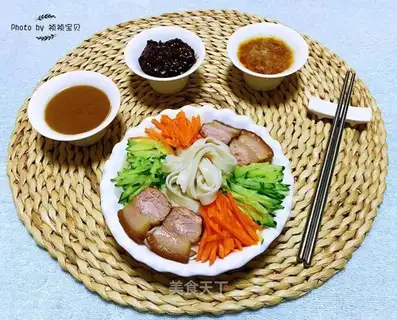 Sausage noodles