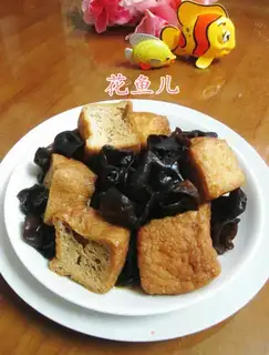 Blackwood, oil, tofu