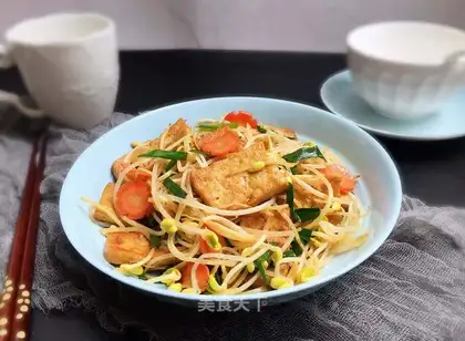 Soybean sprouts