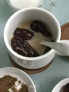 A tea with red dates