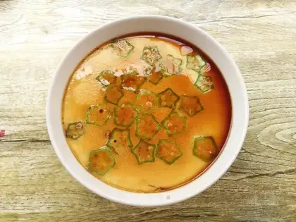 Autumn steamed eggs