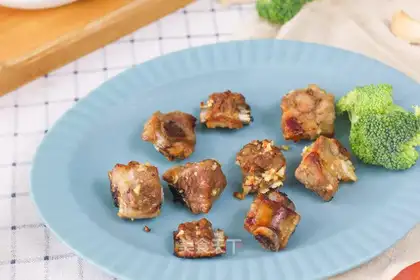 Garlic roasted ribs