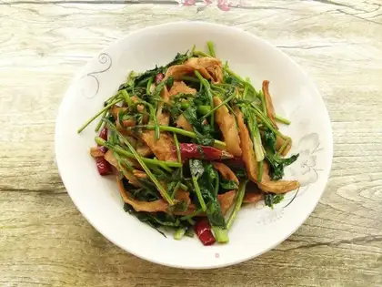 The cilantro noodles