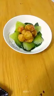 Curry fishballs