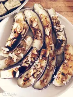 Pour eggplant