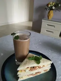 Egg sandwich