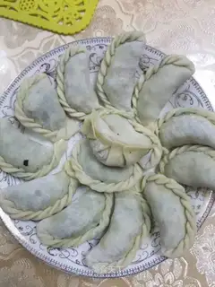 The green gravy dumplings