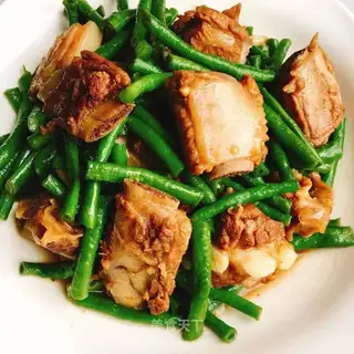 Zippes fried ribs
