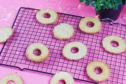 High-fibre oatmeal cookies