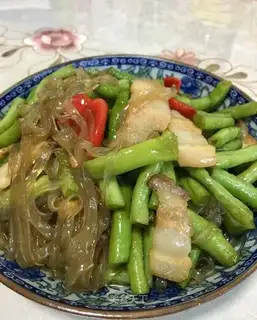 Puffed with beans