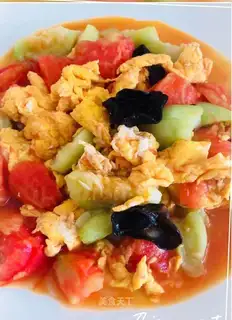 Smelt tomato fried eggs
