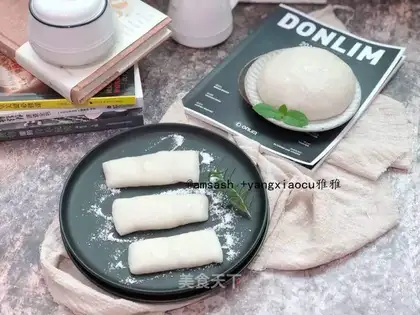 I'm making cakes
